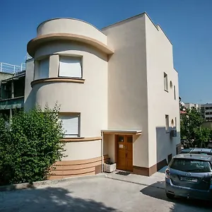 Lole Apartman